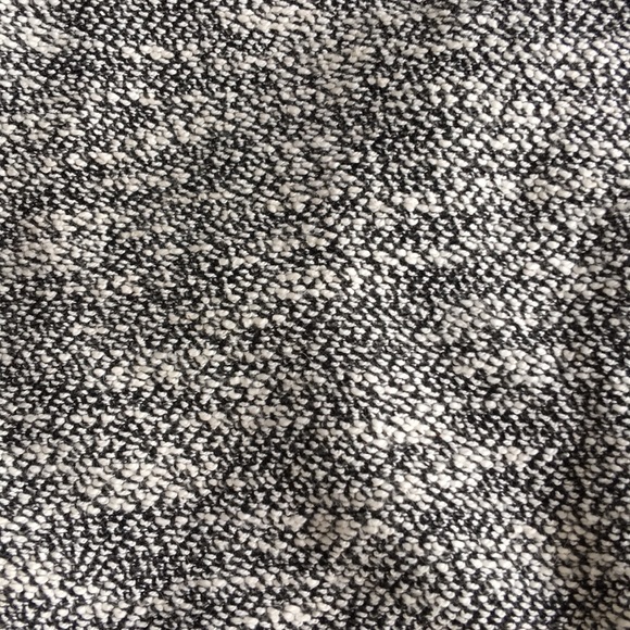 Harlowe & Graham 2 pc set (top + skirt) - Picture 4 of 7